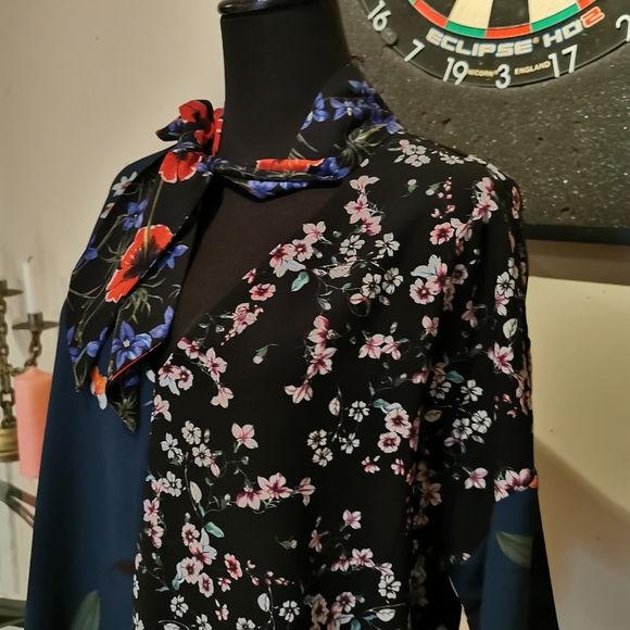 French Connection Celia Patchwork Floral Print Tie Neck Dress - Picture 9 of 10